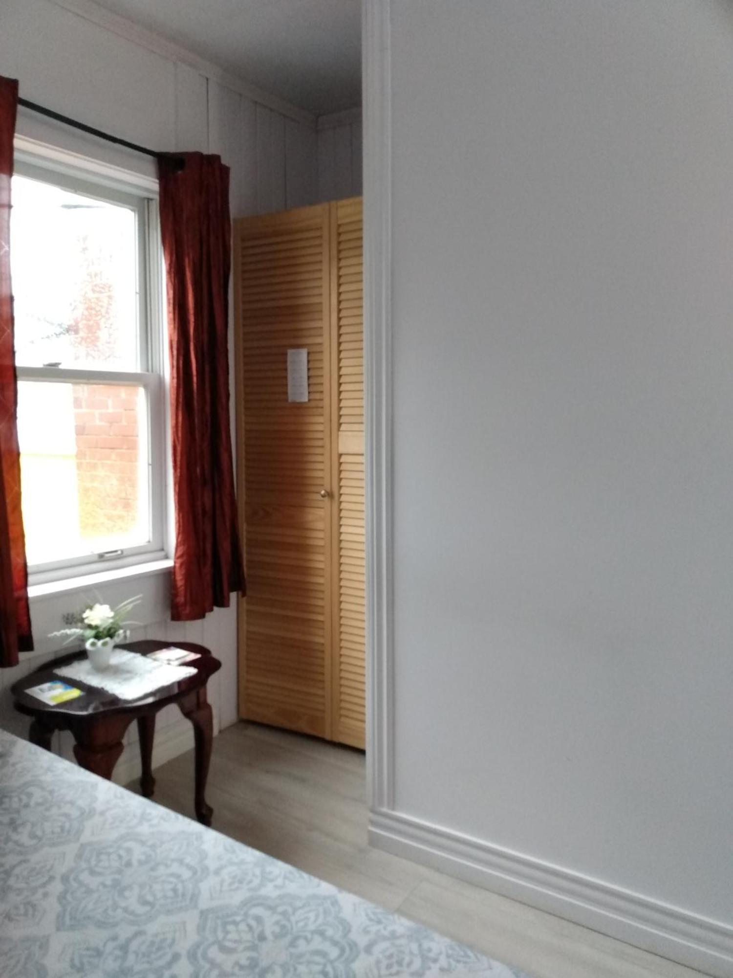 Healing Touch Holistic Living Space Amherst Exteriér fotografie